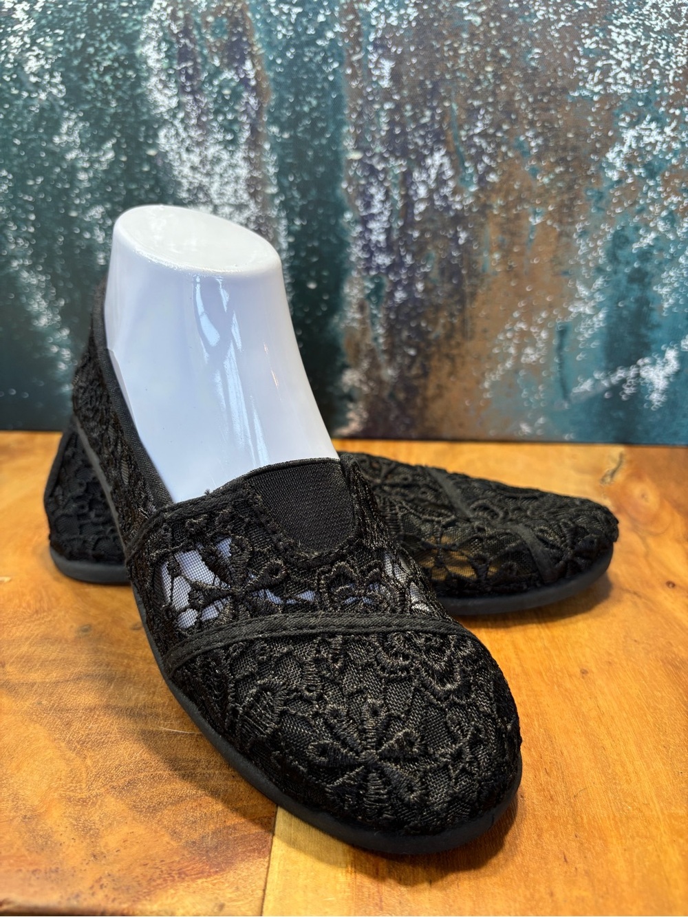 Joe Boxer 2010’s Boho Black Lace Mesh Slip On‎ Flats Size 6 VGUC
